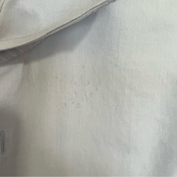 Boss Men’s Button Down Dress Shirt - Size 16 1/2 - Picture 2 of 6